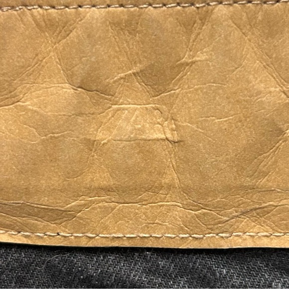 Bundle 3/$25
Zara (2) Black High Rise Mom Jeans - Picture 6 of 13